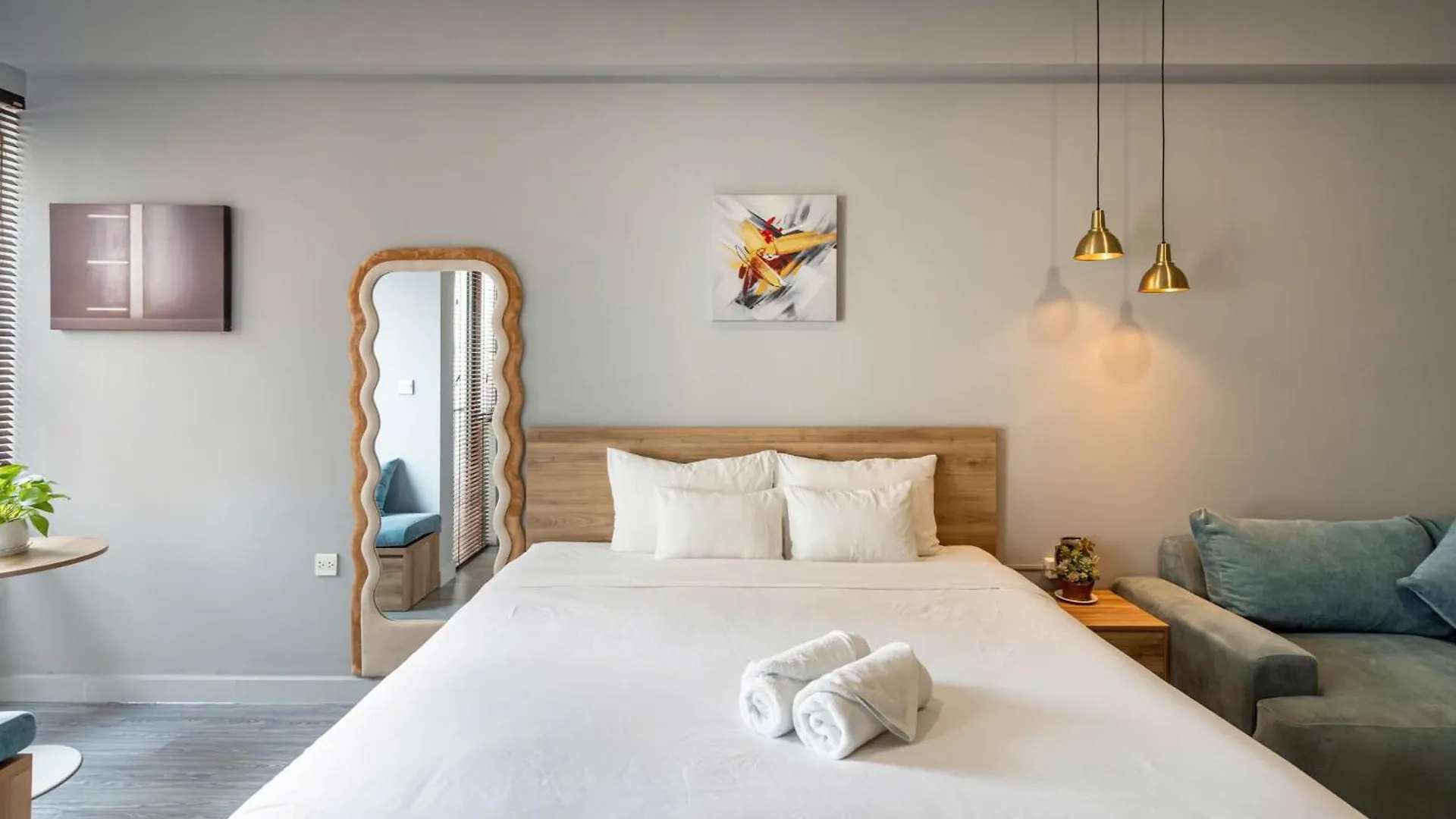 Otis Soho Saigon Balcony Apartment Ho Chi Minh City Aparthotel
